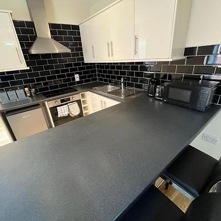1 Bedroom Flat With Parking Лестер Экстерьер фото